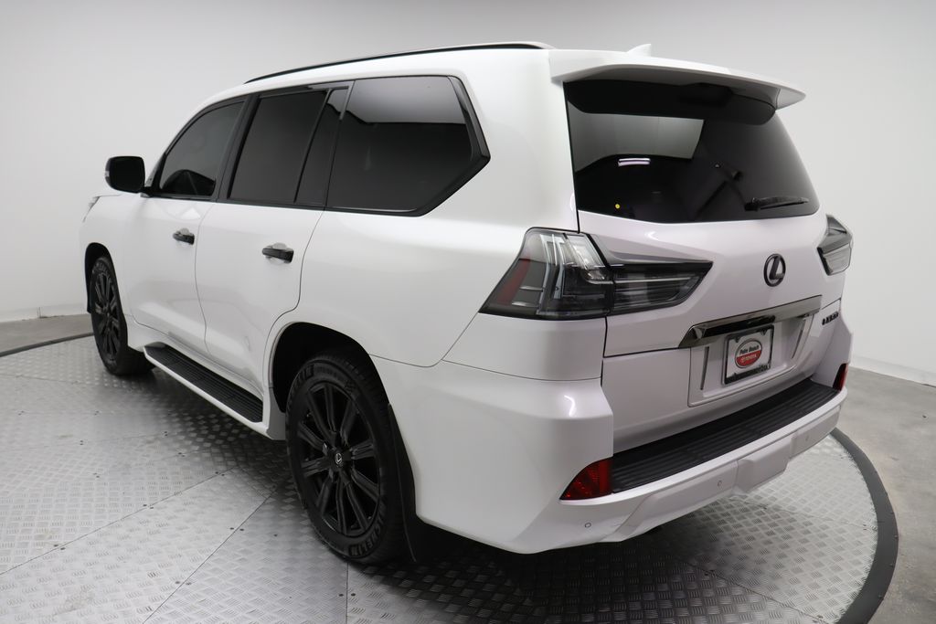 2021 Lexus LX 570 10