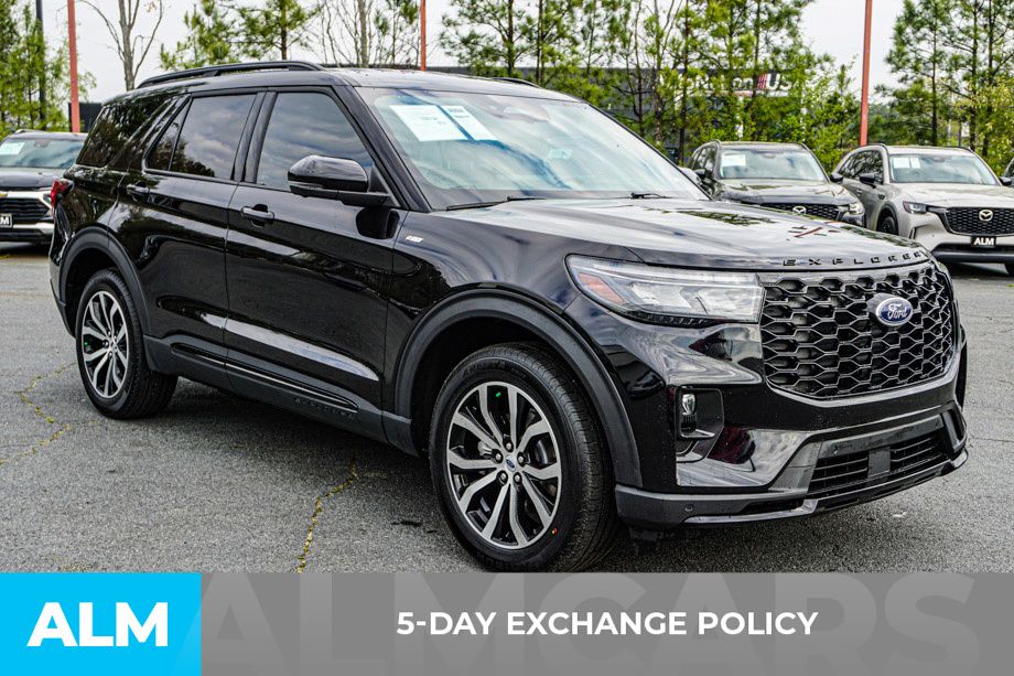Used 2025 Black Ford ST-Line image 3