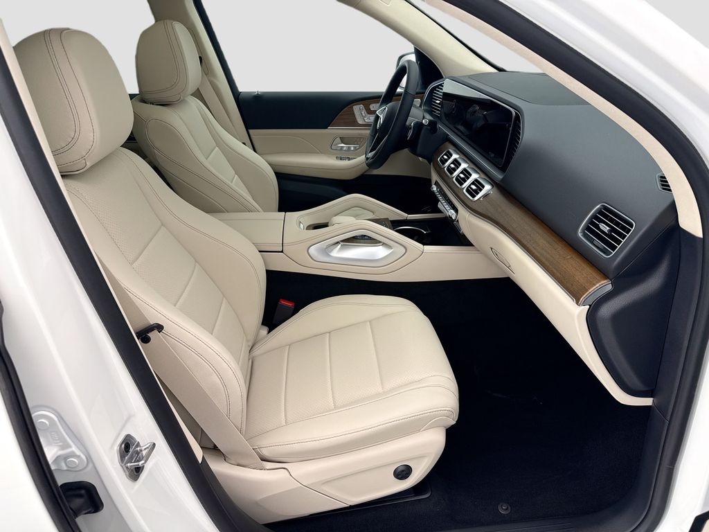 Thumbnail: 2026 Mercedes-Benz GLE - 19