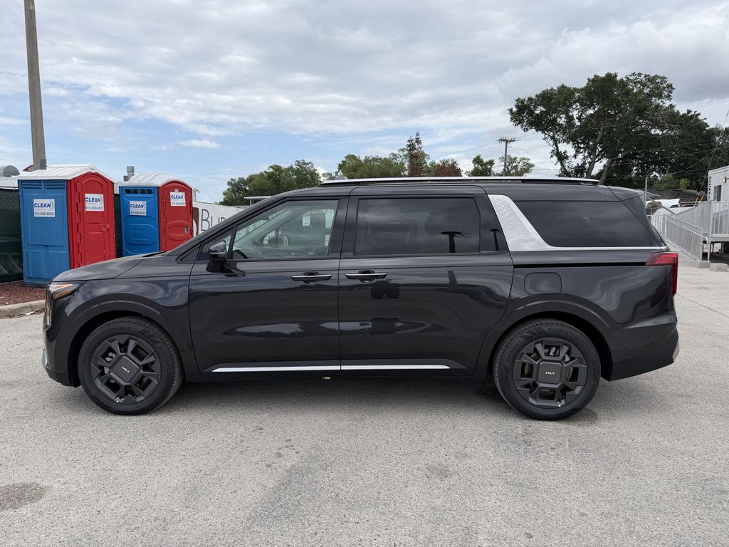 new 2026 Kia Carnival Hybrid car, priced at $43,994