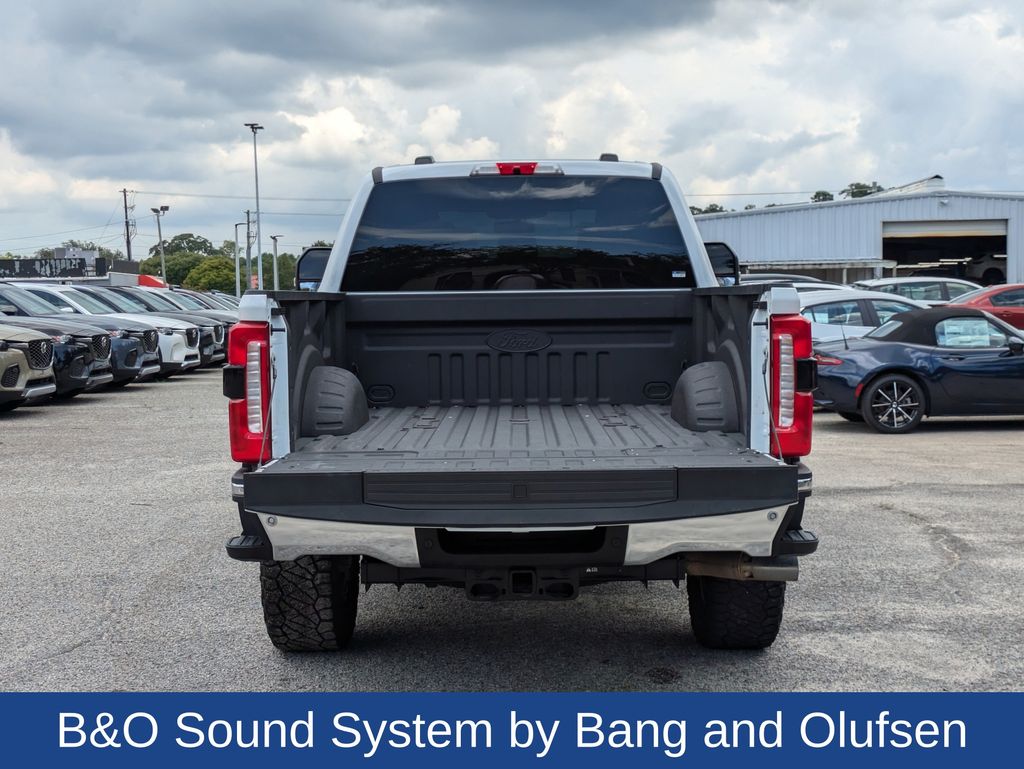 2025 Ford F-250 Super Duty LARIAT