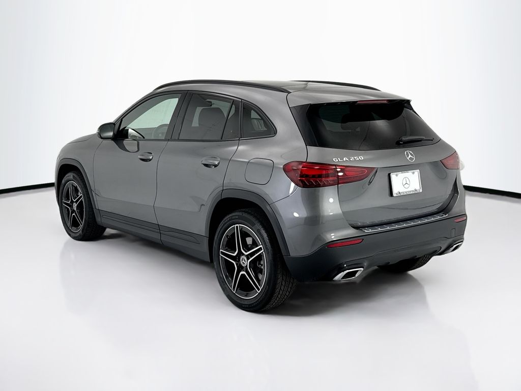 Thumbnail: 2026 Mercedes-Benz GLA - 7