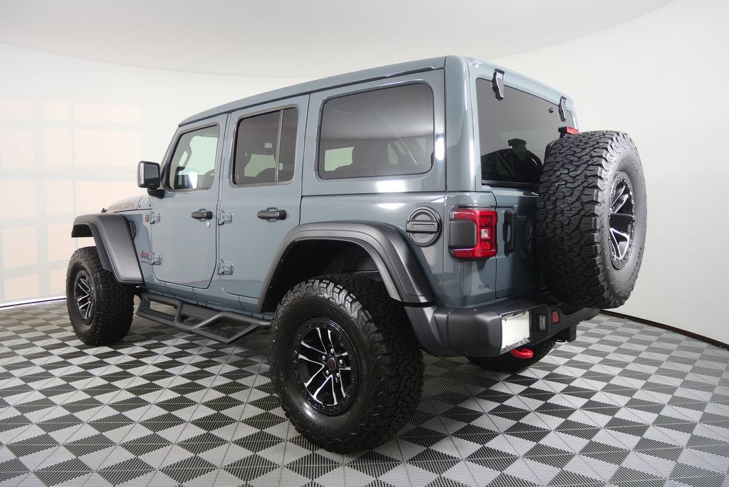 Thumbnail: 2025 Jeep Wrangler - 5