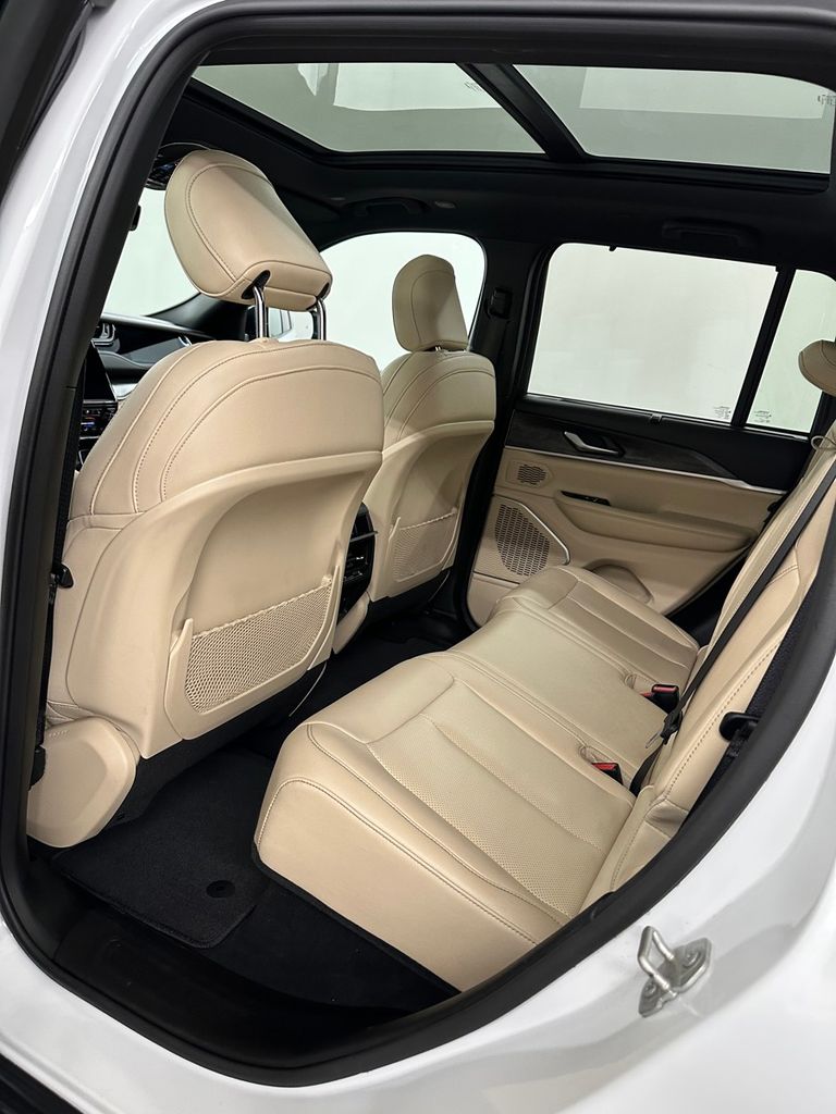 used 2023 Jeep Grand Cherokee car, priced at $26,985