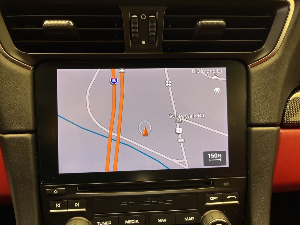 Thumbnail: 2019 Porsche 911 - 23