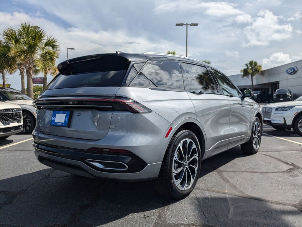 2025 Lincoln Nautilus Hybrid Reserve