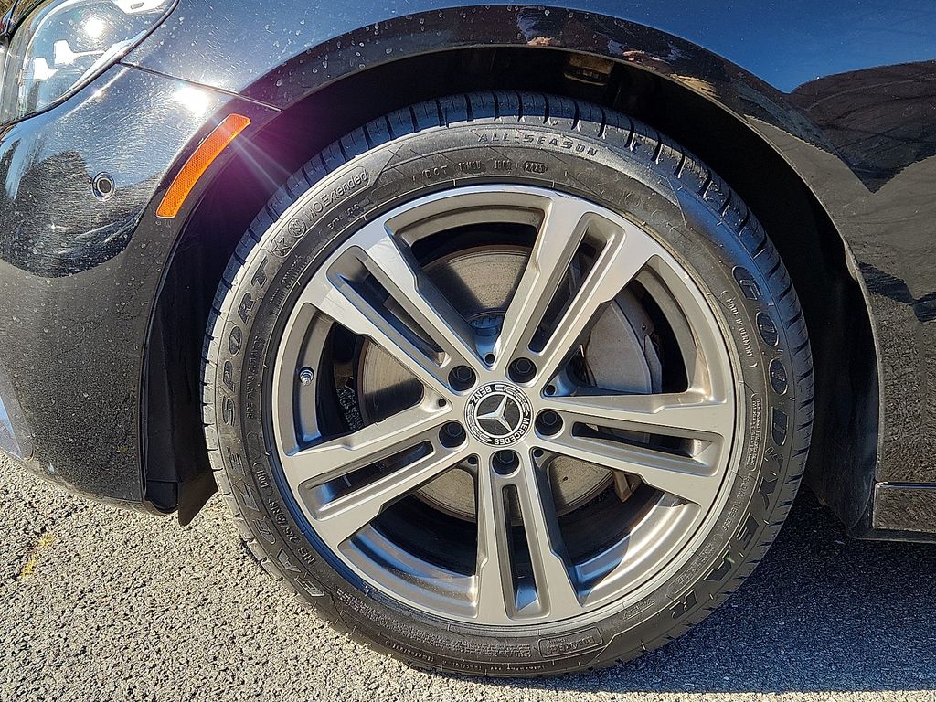 Thumbnail: 2023 Mercedes-Benz E-Class - 8