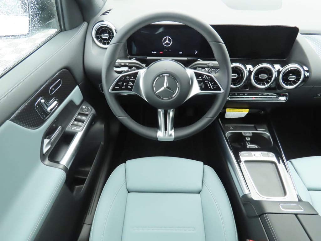 Thumbnail: 2026 Mercedes-Benz GLA - 10