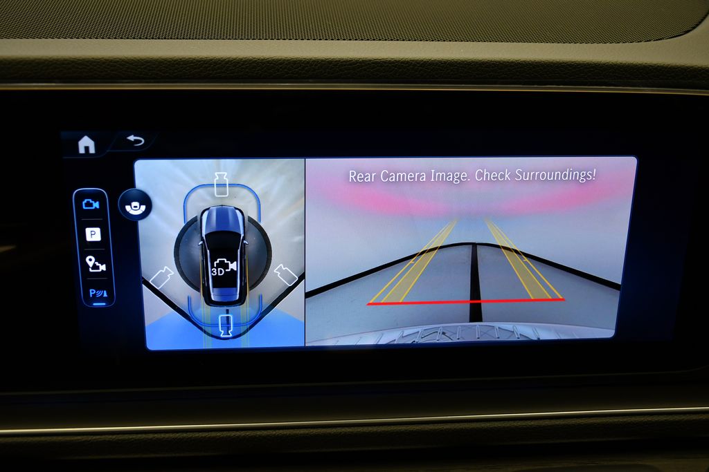 Thumbnail: 2026 Mercedes-Benz GLE - 26