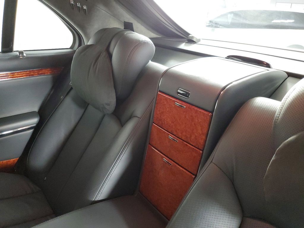 2004 Maybach 57 Base 15