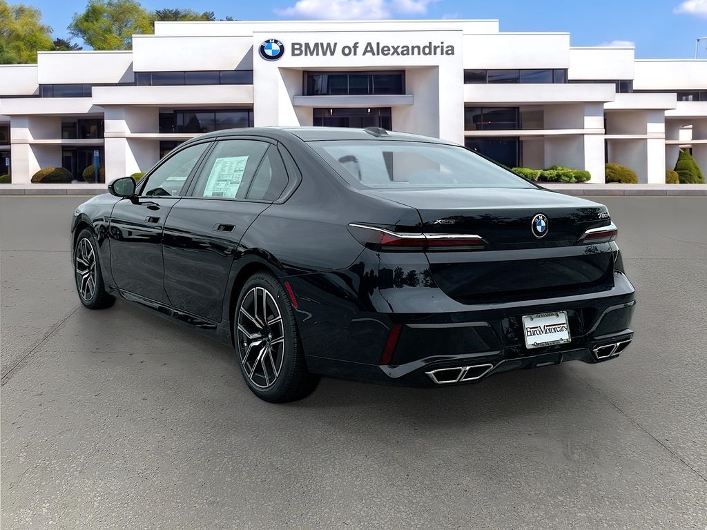 New 2026 Black BMW 760i xDrive image 5