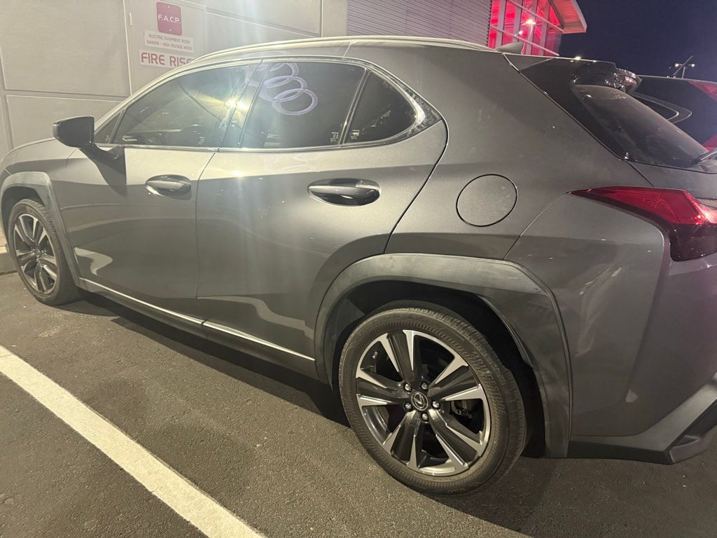 Thumbnail: 2019 Lexus UX - 5