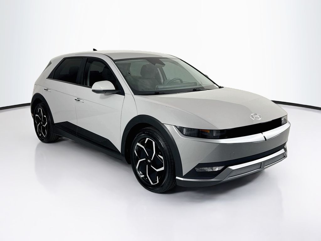 Thumbnail: 2022 Hyundai Ioniq 5 - 3