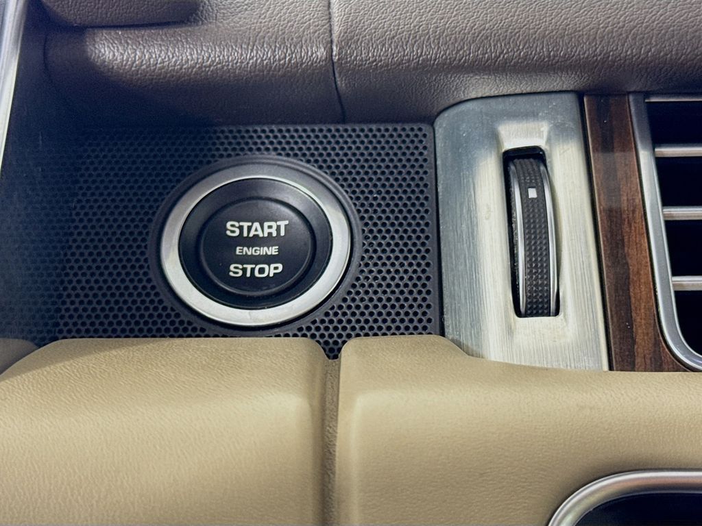 Used Car 2017 Land Rover Range Rover  3.0l V6 Supercharged Hse For Sale Under $25,000 In Austin, Texas
