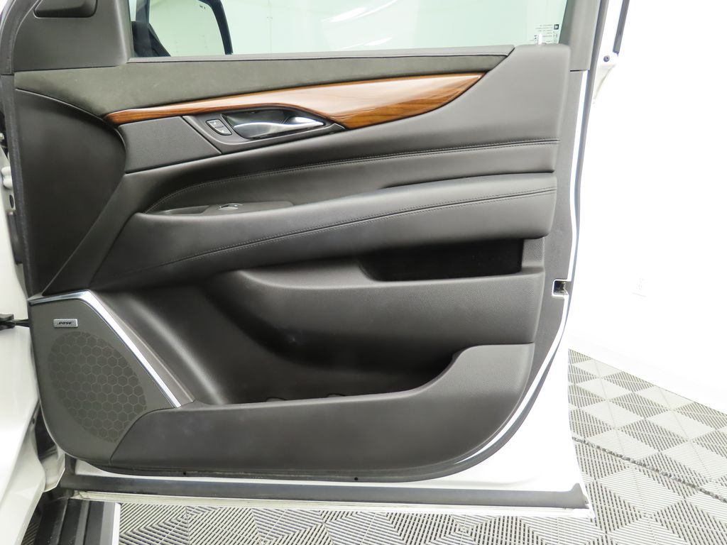 Thumbnail: 2017 Cadillac Escalade - 26