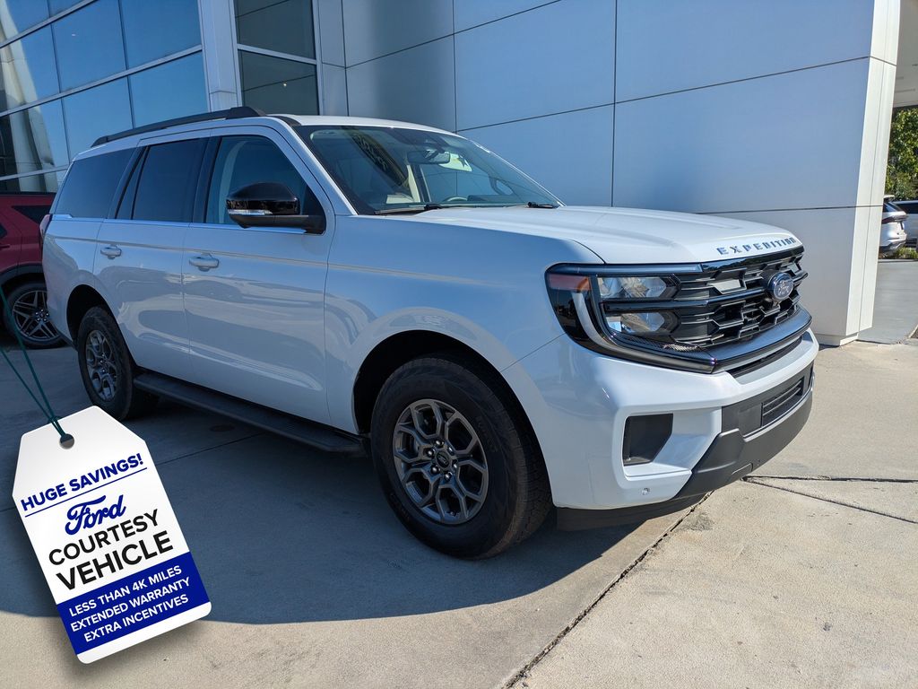 Space Silver Metallic 2026 Ford Expedition SUV / Crossover 4X2 Automatic
