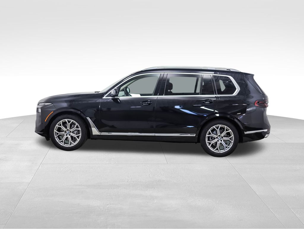 2025 BMW X7 xDrive40i 2