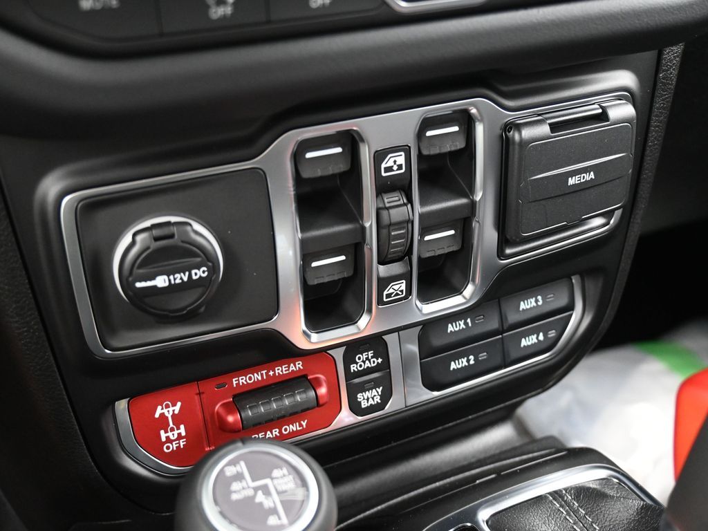 New 2026 Black Clearcoat Jeep Rubicon image 21