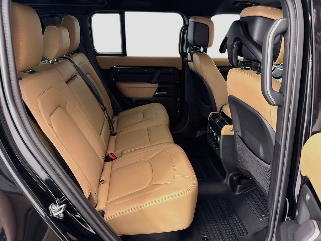 Thumbnail: 2026 Land Rover Defender - 21