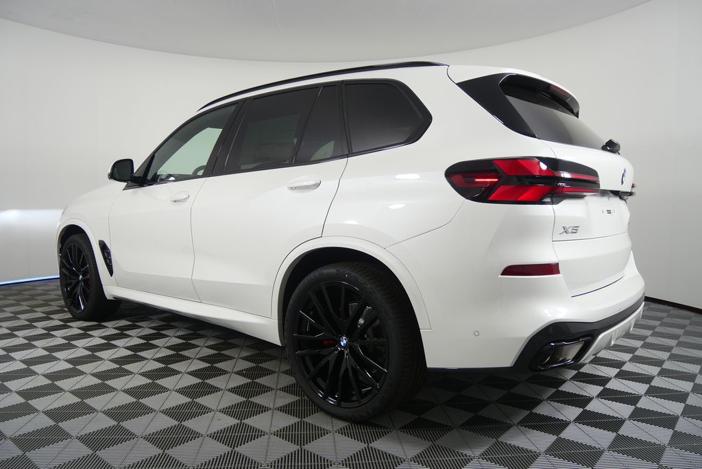 Thumbnail: 2026 BMW X5 - 5