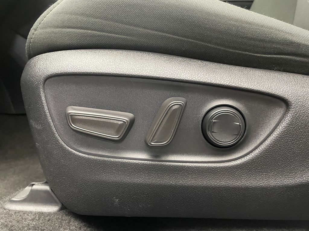 Thumbnail: 2024 Toyota RAV4 - 14