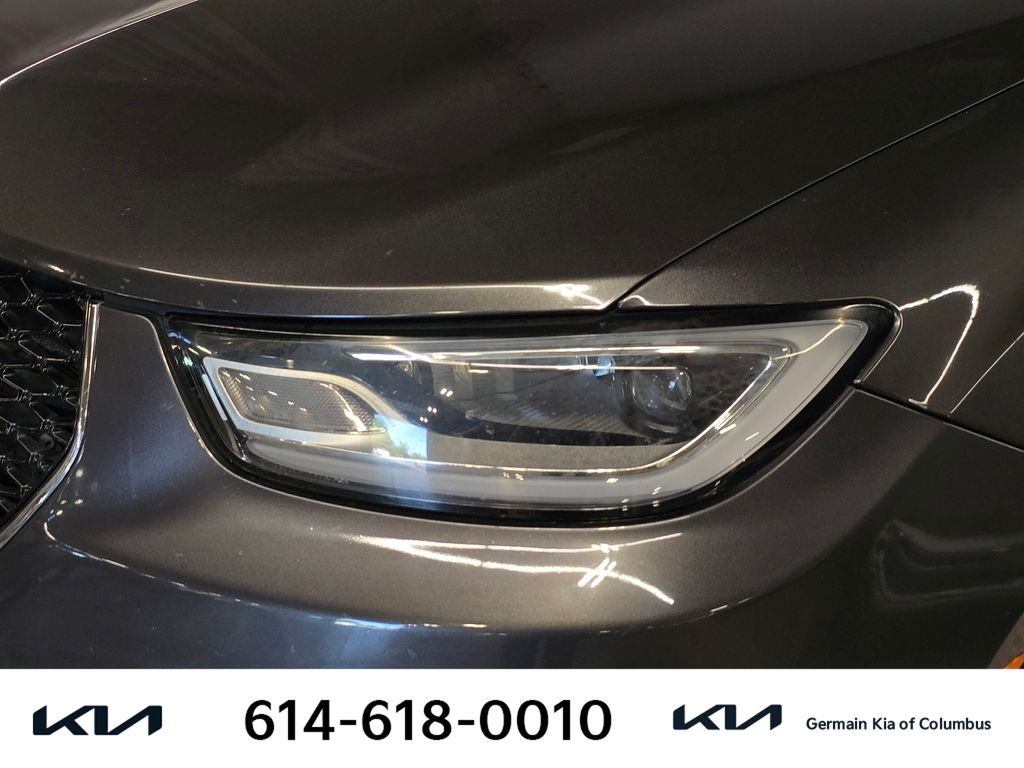 Used 2022 Gray Chrysler Touring L image 14