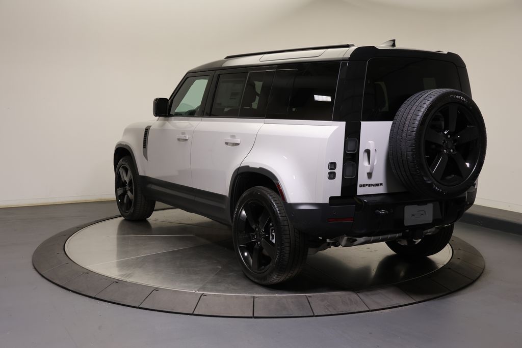 Thumbnail: 2026 Land Rover Defender - 4