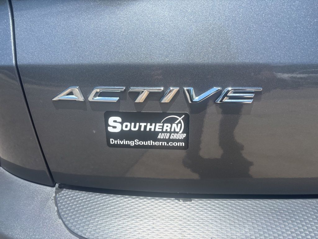 Used 2024 Gray Ford Active image 7
