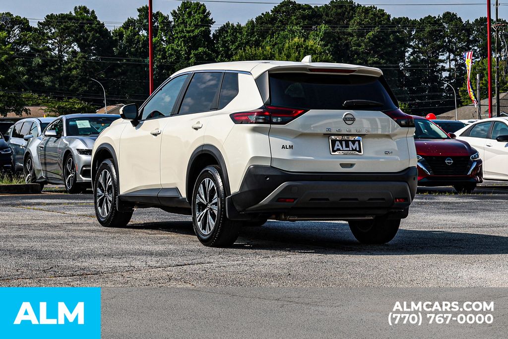 Used 2023 White Nissan SV image 6
