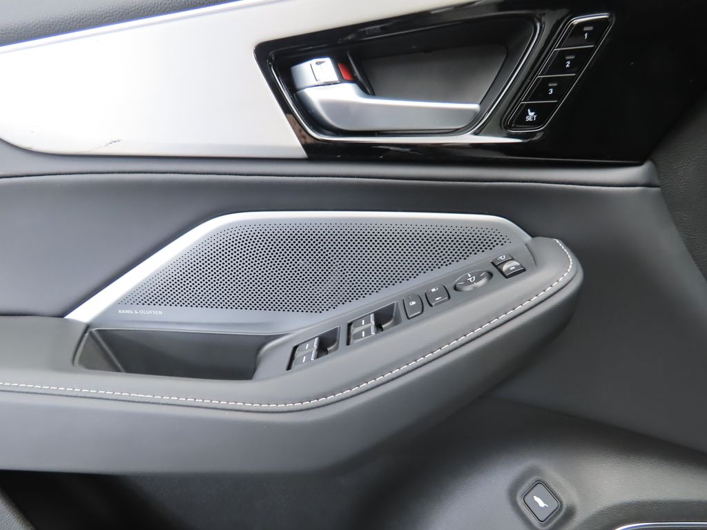 Thumbnail: 2026 Acura MDX - 23