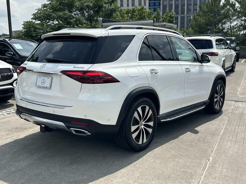 Thumbnail: 2026 Mercedes-Benz GLE - 5