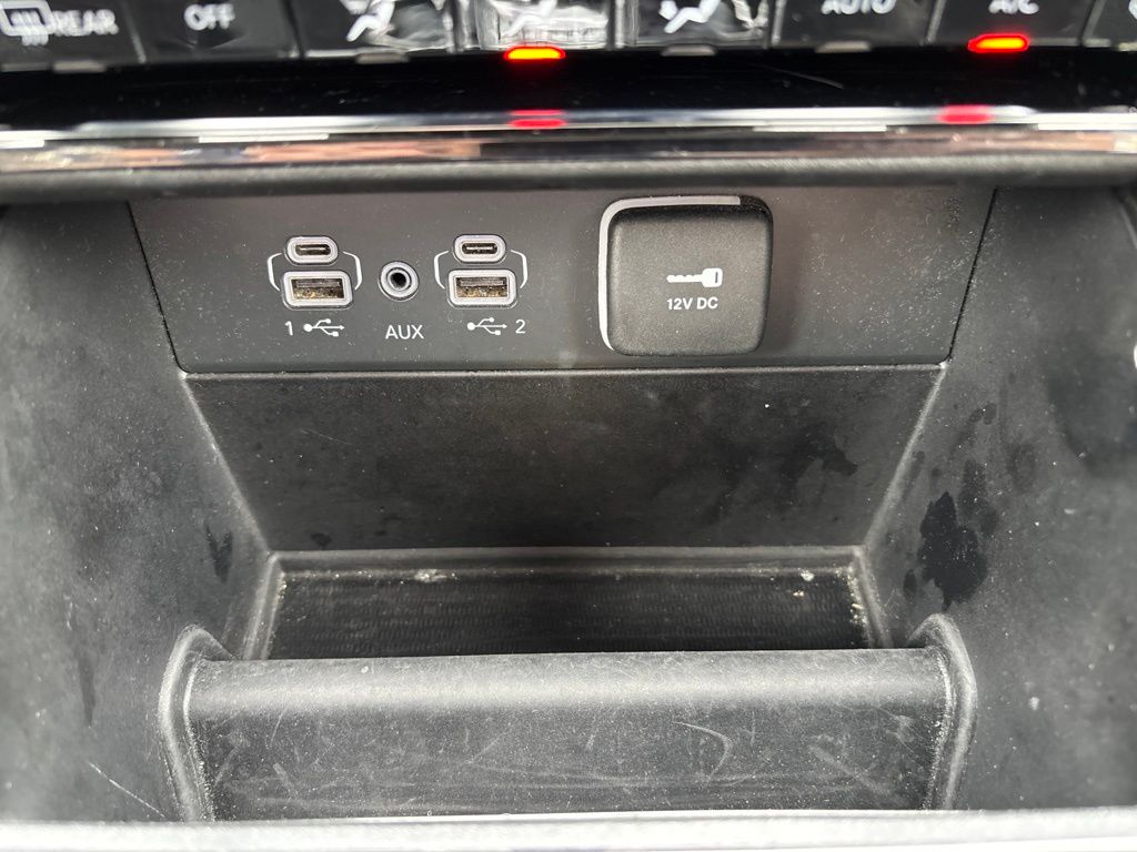 Used 2024 Jeep Grand Cherokee SUV