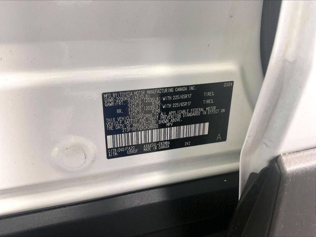 2024 Toyota RAV4 — photo 35