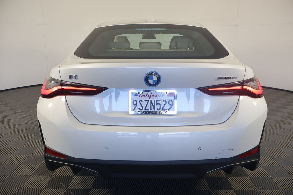 Thumbnail: 2025 BMW i4 - 5