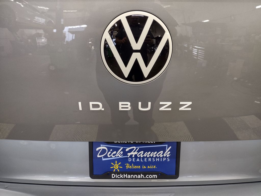 2025 Volkswagen ID. Buzz 1ST EDITION (TWO-TONE)
