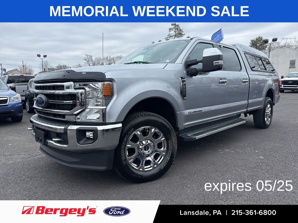 Silver Metallic 2022 Ford F-350 Super Duty Lariat Crew Cab 4WD Pickup Truck Four-Wheel Drive 10-Speed Automatic
