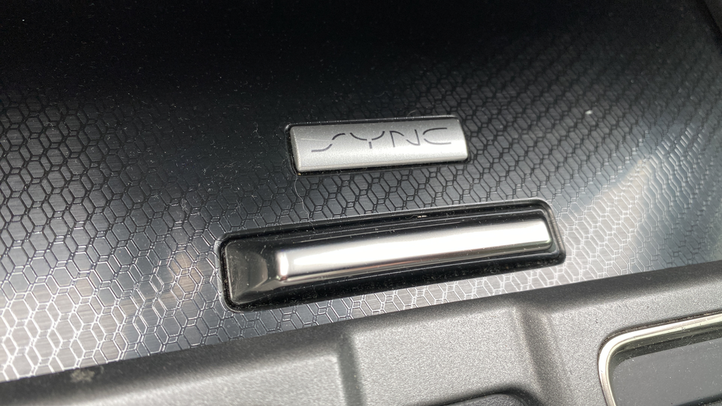 Used 2018 Oxford White Ford Raptor image 39