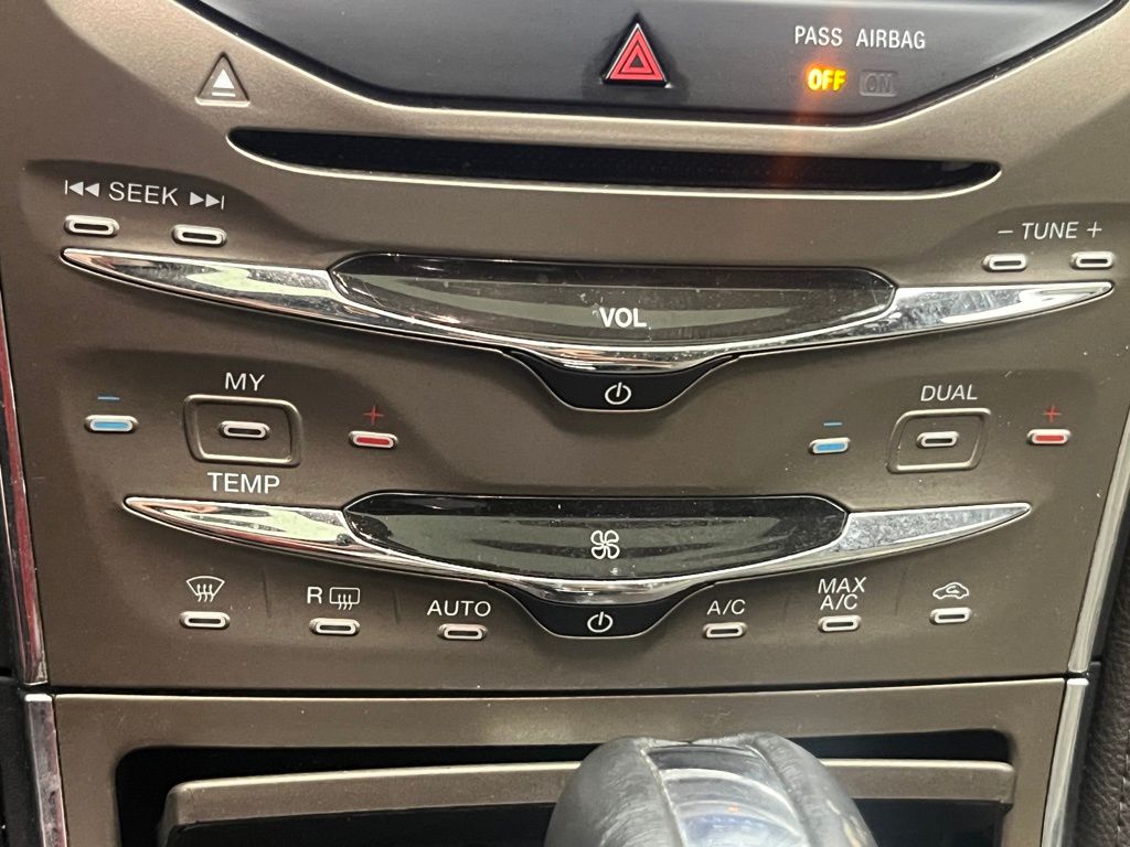 Thumbnail: 2013 Lincoln MKX - 18