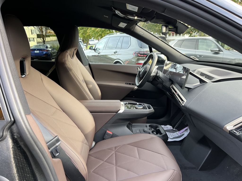 Thumbnail: 2026 BMW iX - 24