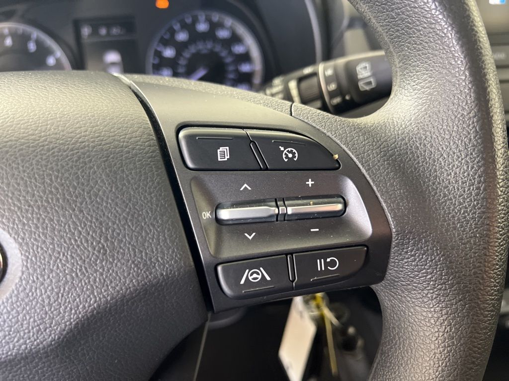 Certified Used 2023 Black Hyundai SE image 18