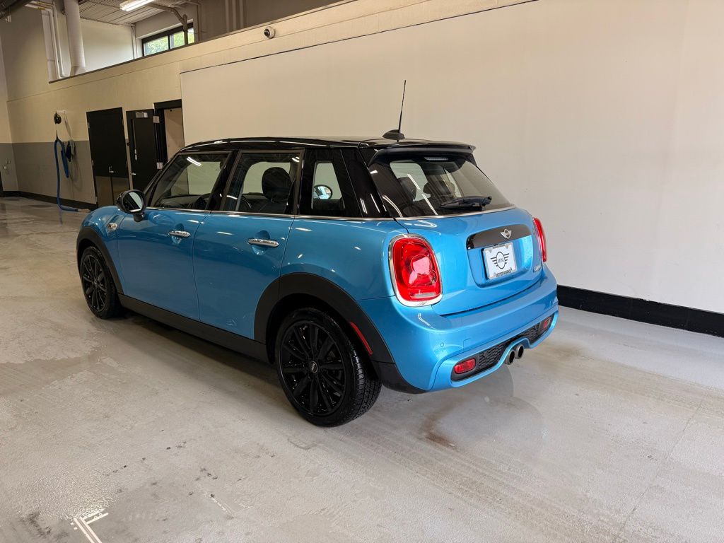 2017 MINI Cooper Base 3