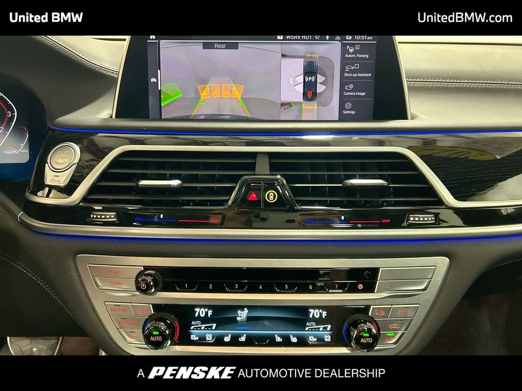 2022 BMW 7 Series 750i xDrive 17