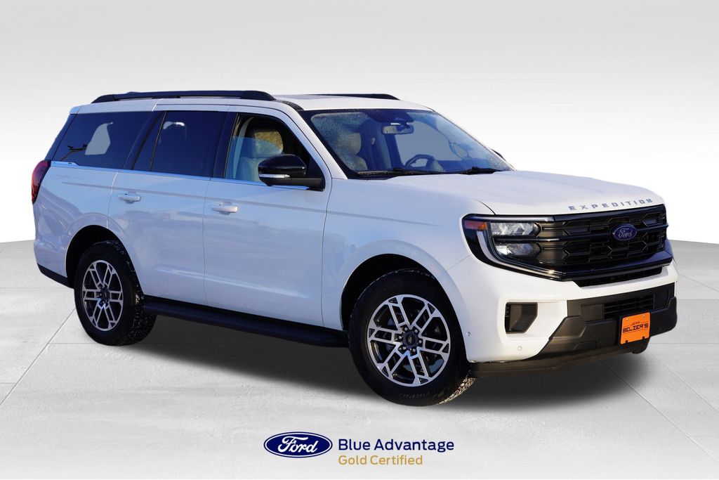 2025 Ford Expedition Active 4WD