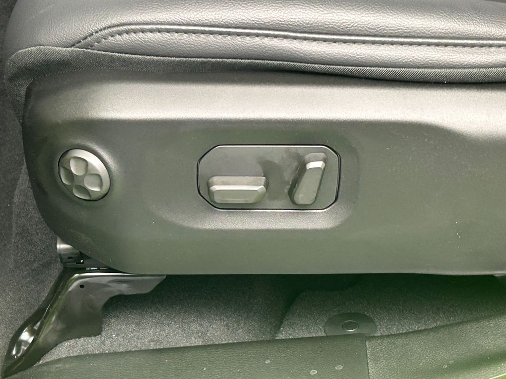 New 2026 Mojito Clearcoat Jeep Sahara image 15