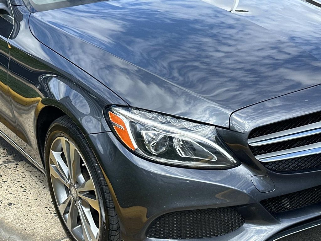 Thumbnail: 2015 Mercedes-Benz C-Class - 4