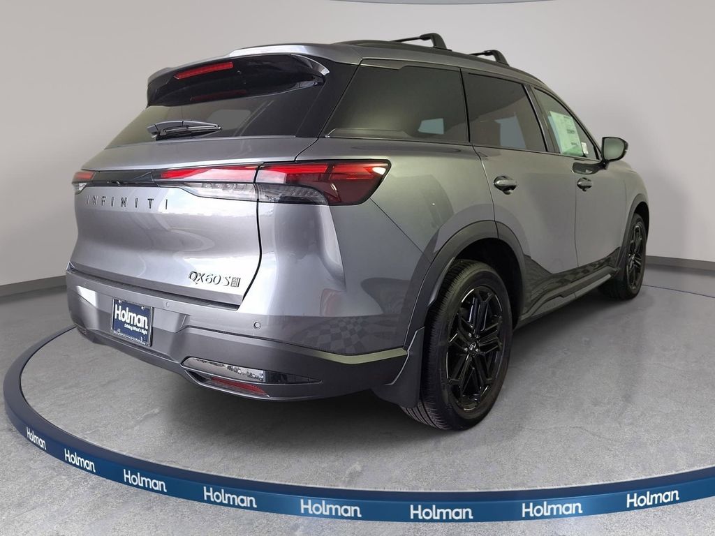 New 2027 Graphite Shadow INFINITI SPORT image 4