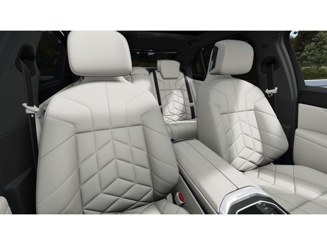 Thumbnail: 2026 BMW 7 Series - 11