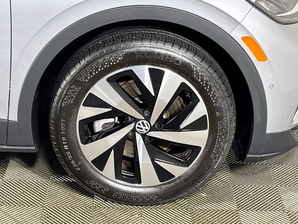 2023 Volkswagen ID.4 Pro