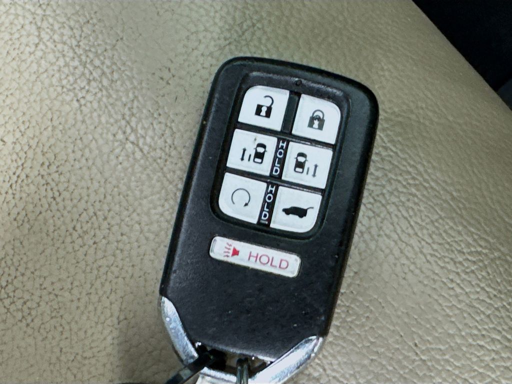 Used Car 2019 Honda Odyssey  Ex-l For Sale Under $25,000 In Austin, Texas