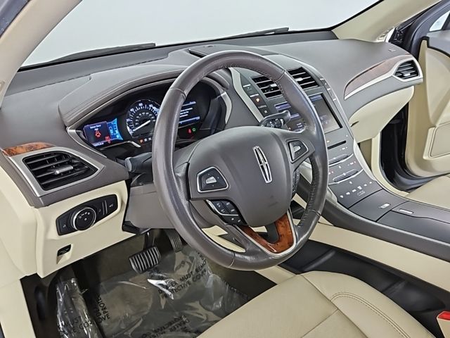 2013 Lincoln MKZ Hybrid 28